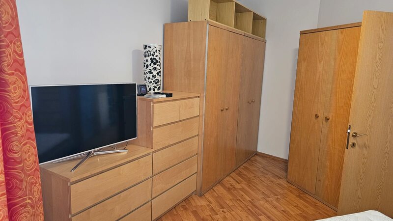 Titan, Duplex 3 camere, bloc 2008, metrou N. Grigorescu, centrala proprie.