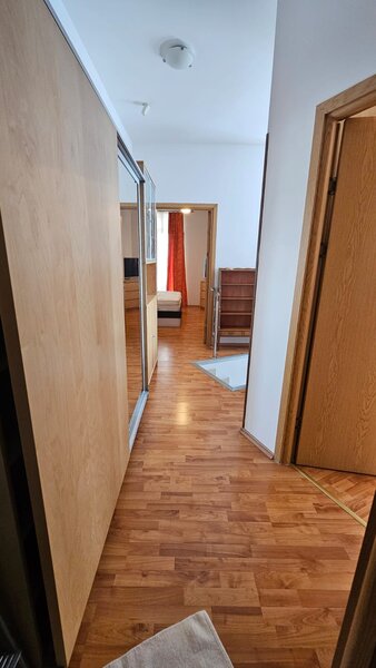 Titan, Duplex 3 camere, bloc 2008, metrou N. Grigorescu, centrala proprie.